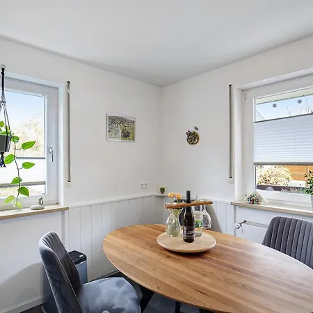 Melanies Apartment